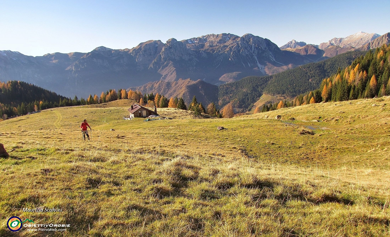 07 Oltrepasso la baita degli Alpini....JPG